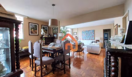Apartamento de 4 quartos, 1 suíte e 1 vaga de garagem à venda, 250 m², por R$ 1.100.000 - Icaraí - Niterói/RJ