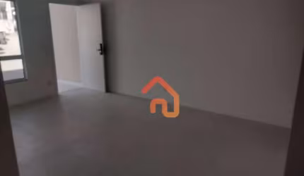 Casa duplex em condomínio 3 qts com 2 vagas e lazer
