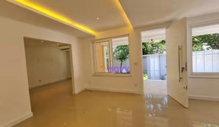 Casa à venda, 357 m² por R$ 3.300.000,00 - Itacoatiara - Niterói/RJ