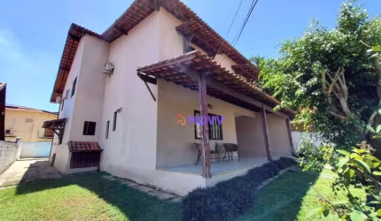 Ampla residência com 5 dormitórios, piscina e churrasqueira à venda, 274 m² por R$ 1.200.000 - Maravista - Niterói/RJ