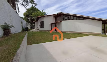 Casa à venda, 340 m² por R$ 3.200.000,00 - Itaipu - Niterói/RJ