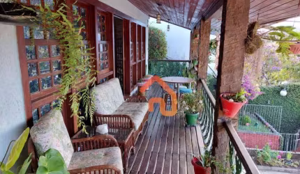 Casa à venda por R$ 600.000,00 - Mata Paca - Niterói/RJ