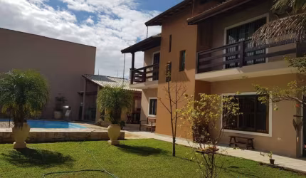 4 QUARTOS PISCINA ÁREA GOURMET  600 m2 TERRENO LOCAL NOBRE   ITANHAÉM SP
