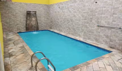 CASA PÉ NA AREIA  4 QUARTOS  2 SUÍTES  PISCINA  CHURRASQUEIRA ITANHAÉM SP