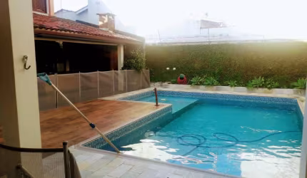SOBRADO 3 QUARTOS PISCINA A 100 M MAR  ITANHAÉM SP
