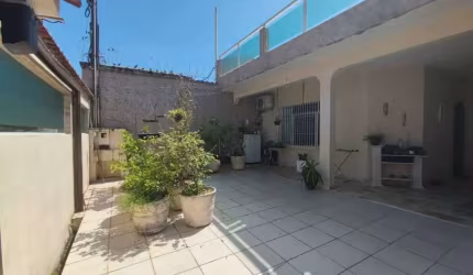 CASA AMPLA  4 QUARTOS  SUITE  TERRAÇO GOURMET COM VISTA PRO MAR ITANHAÉM SP