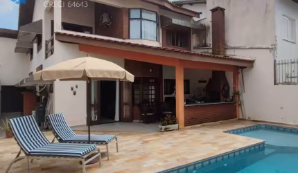 3 QUARTOS RICO EM ARMÁRIOS  PISCINA LOCAL NOBRE 150 M MAR ITANHAÉM