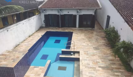 CASA MOBILIADA 3 QUARTOS SUÍTE PISCINA  LOCAL PREMIUM 100 M MAR ITANHAÉM SP