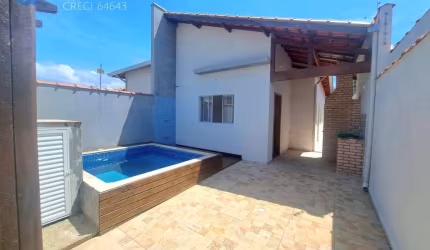 CASA NOVA COM PISCINA E CHURRASQUEIRA, APENAS 800M DA PRAIA! ITANHAÉM/SP