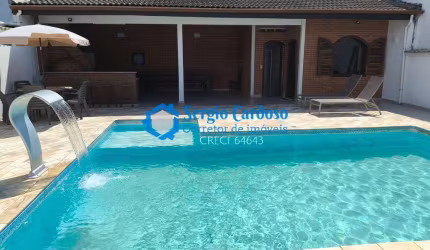 CASA AMPLA 3 SUÍTES PISCINA CHURRASQUEIRA 50 M MAR ITANHAÉM SP