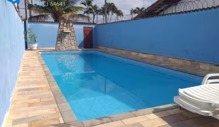 SOBRADO 4 QUARTOS  PISCINA E CHURRASQUEIRA 400 M MAR ITANHAÉM SP
