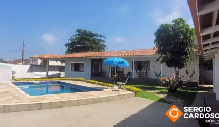 CASA COM 4 SUITES PISCINA E AREA GOURMET A 300M DO MAR + EDÍCULA - ITANHAEM