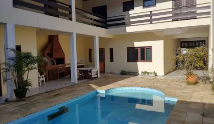 SOBRADÃO 4 SUÍTES PISCINA  100 M MAR  ITANHAÉM SP