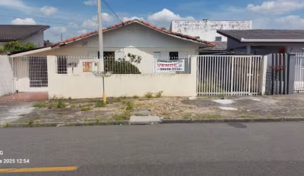 Vendo casa mista com excelente terreno