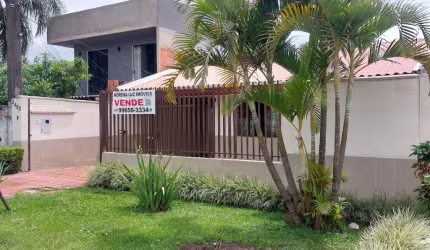 Casa usada de Alvenaria no Bairro Alto - Curitiba