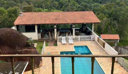 Chácara com 4 dorms, Fazenda Aya, Suzano - R$ 1.1 mi, Cod: 396