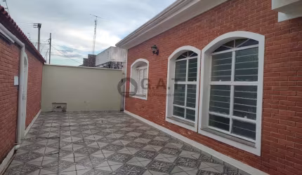 CASA À VENDA NO JARDIM SANTA ROSALIA - SOROCABA/SP