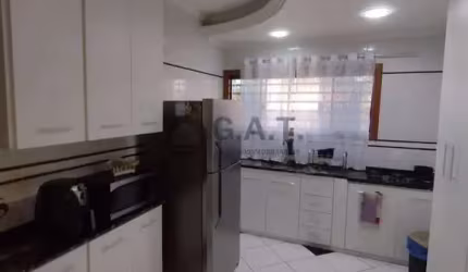 CASA À VENDA NA VILA HORTENCIA - SOROCABA/SP