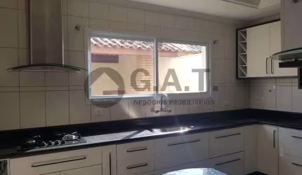 CASA EM CONDOMÍNIO À VENDA NO GIARDINO CAMPOLIM - SOROCABA/SP