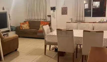 CASA EM CONDOMÍNIO À VENDA NO VILLAGE SALERMO - SOROCABA/SP