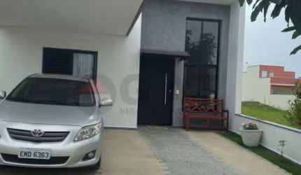 CASA EM CONDOMÍNIO À VENDA NO RESIDENCIAL JARDIM - SOROCABA/SP