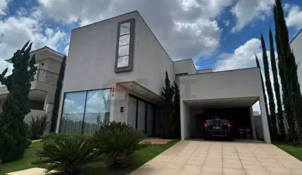 CASA EM CONDOMÍNIO À VENDA NO ALPHAVILLE NOVA ESPLANADA III - VOTORANTIM/SP