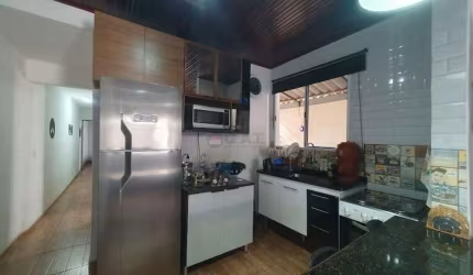 CASA À VENDA NO JARDIM SANTA MARINA - SOROCABA/SP