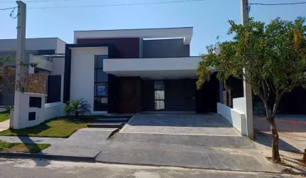 CASA EM CONDOMÍNIO À VENDA NO  NO RESIDENCIAL LE FRANCE - SOROCABA/SP