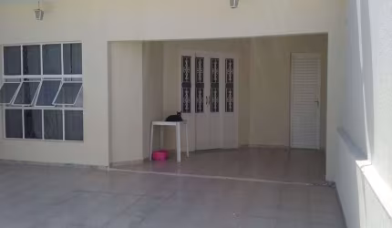 CASA À VENDA NO JÚLIO DE MESQUITA - SOROCABA/SP