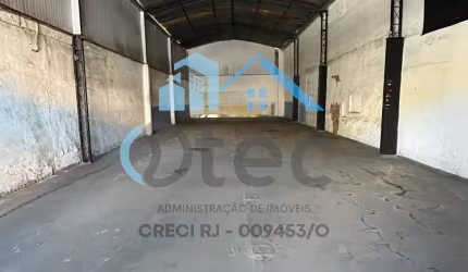 Ótimo Galpão com 480m2 próximo a Dutra