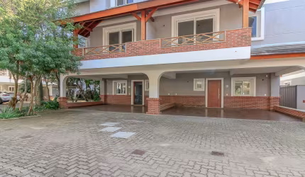Casa em condomínio junto ao Guaíba