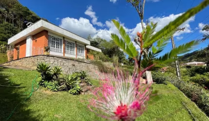 Casa aconchegante no Bairro Albuquerque Teresópolis