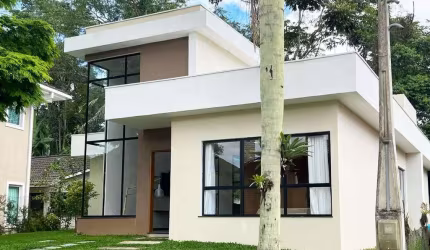 Casa à venda em Teresópolis RJ