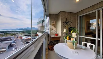 Apartamento com 4 quartos à venda na Rua Alba Dias Cunha, 190, Trindade, Florianópolis por R$ 1.700.000