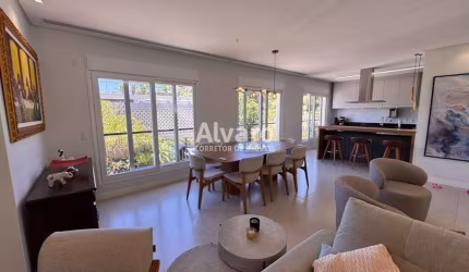 Casa em condomínio fechado com 4 quartos à venda na Rodovia Haroldo Soares Glavan, 4690, Cacupé, Florianópolis por R$ 5.300.000