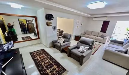 Casa à Venda - Candelária - Natal/RN
