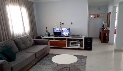 Casa à Venda - Lagoa Nova - Natal/RN
