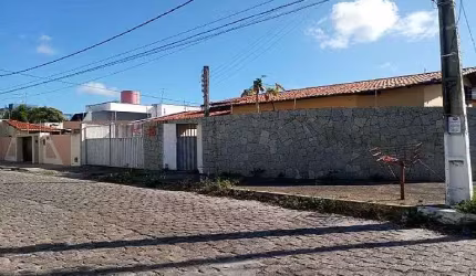Casa à Venda - Capim Macio - Natal/RN