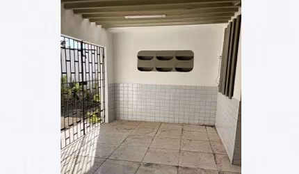 Casa à Venda - Candelária - Natal/RN