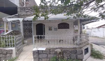 Casa à Venda - Barro Vermelho - Natal/RN
