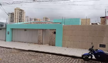 Casa para Alugar - Candelária - Natal/RN