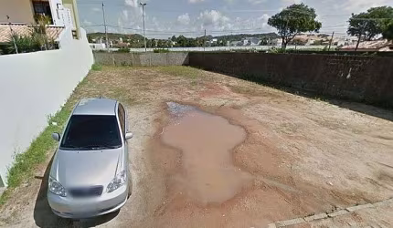 Terreno à Venda - Candelária - Natal/RN
