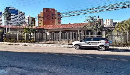 Casa à Venda - Candelária - Natal/RN