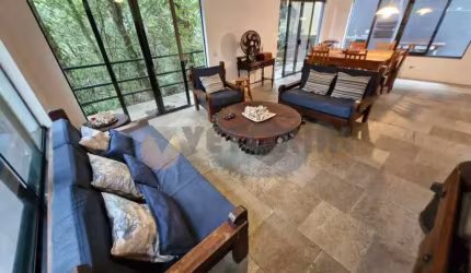 Sobrado Residencial / Guaecá