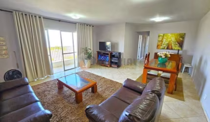 Apartamento Residencial / Centro