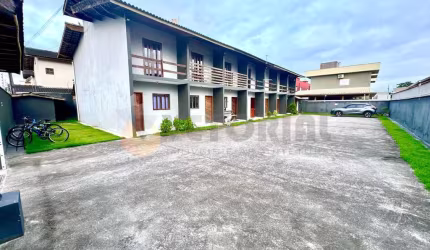 Sobrado Residencial / Pontal de Santa Marina
