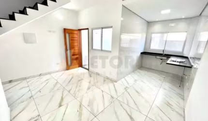 SO0692 Sobrado Residencial / Golfinho