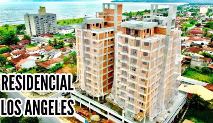 Apartamento Residencial / Porto Novo