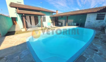 Sobrado à Venda no Balneário dos Golfinhos – Caraguatatuba/SP