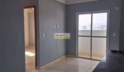 Apartamento com 2 dorms, Centro, São Vicente - R$ 330 mil, Cod: 4073